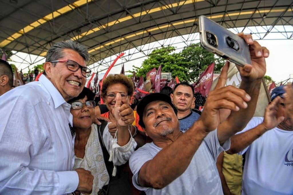 Ricardo Monreal pide a dirigencia nacional de Morena contener excesos en publicidad de aspirantes