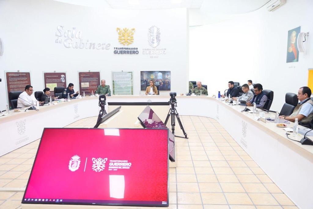 Llama Evelyn Salgado a seguir firmes en el compromiso de trabajar por la pacificación de Guerrero