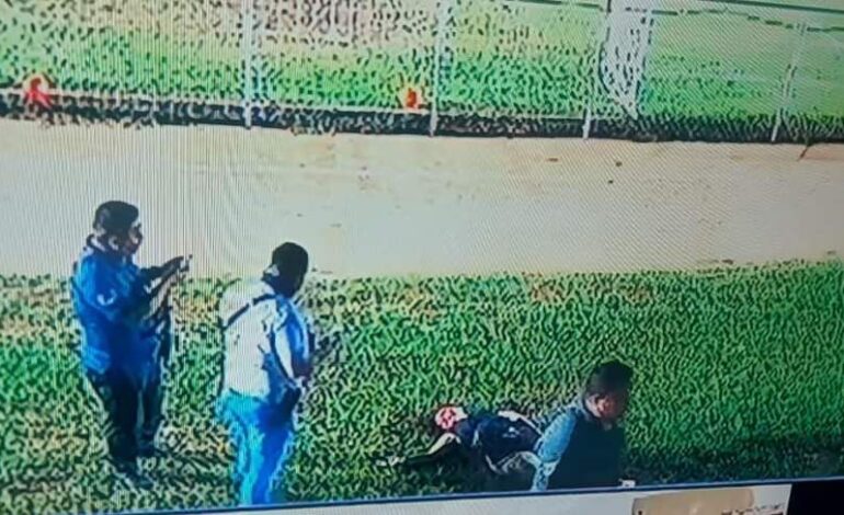 Presunta violencia ligadas al crimen organizado sorprende encuentro de futbol en Tecpan de Galeana en Guerrero