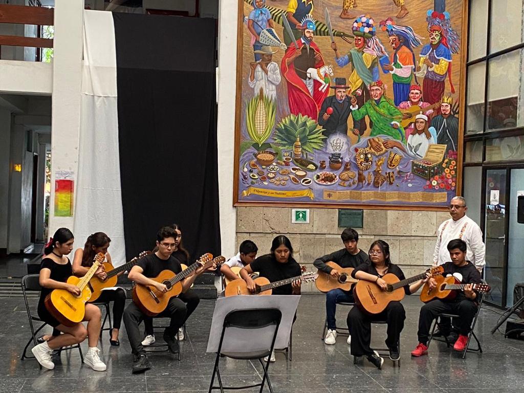 Niñas y Niños concluyeron el curso Transformando el verano, en Chilpancingo