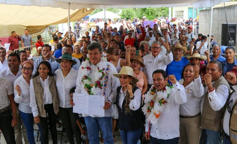 En Guerrero, hoy los recursos regresan al pueblo, a través de becas, pensiones y programas sociales que transforman la vida de la gente: Evelyn Salgado