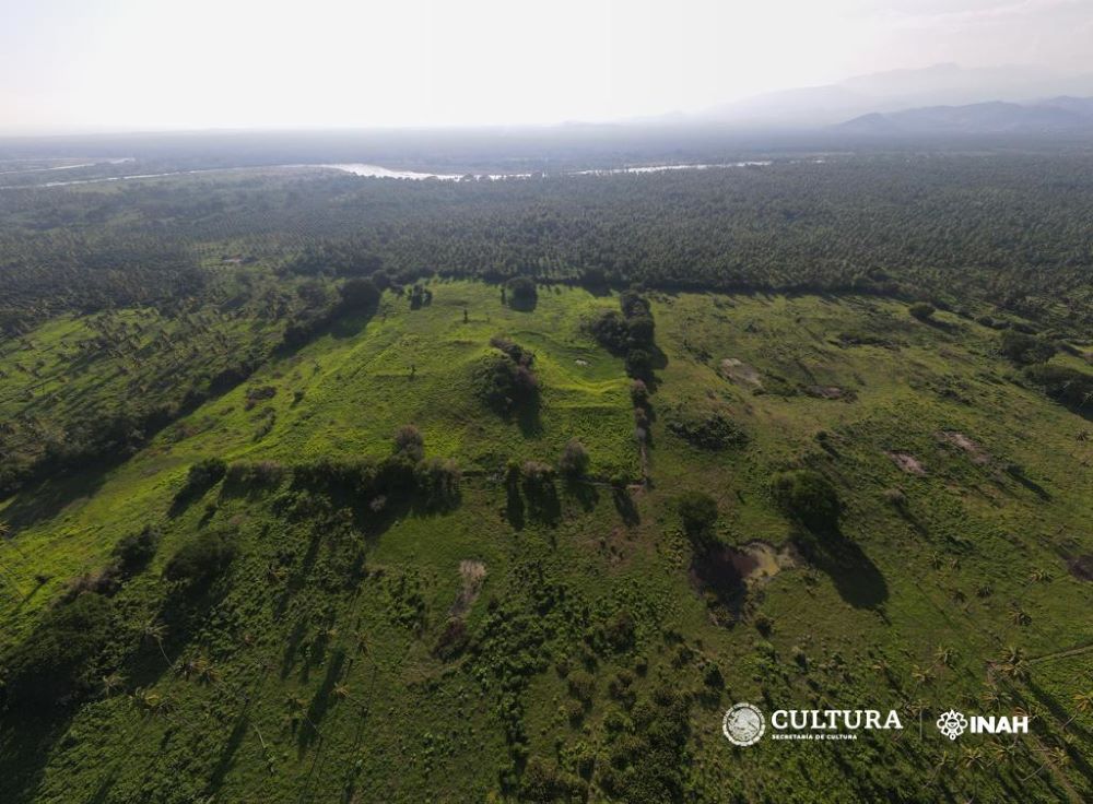Anuncia gobernadora de Guerrero el hallazgo de ciudad prehispánica -Comprende 29 hectáreas en el municipio de Tecpan de Galeana
