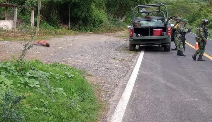 Dejan cadáver de un hombre en Mexcaltepec, Guerrero