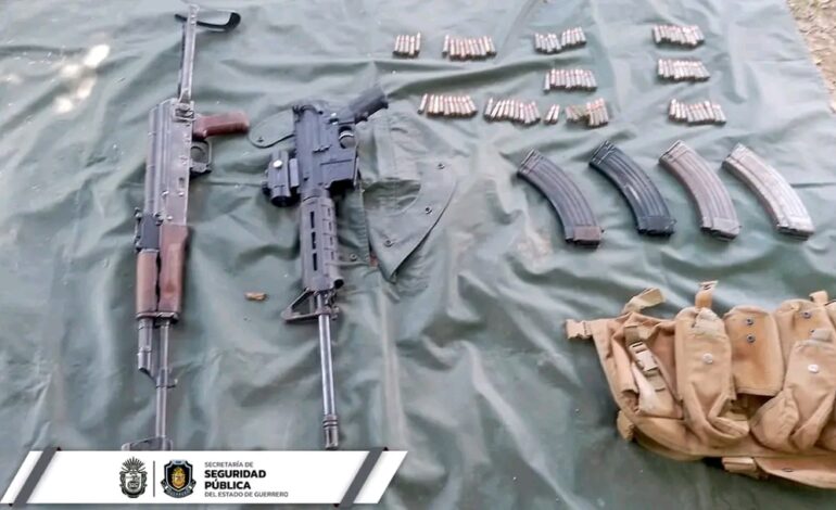 Decomisa Policía Estatal y Sedena armamento y vehículos en Leonardo Bravo, Guerrero