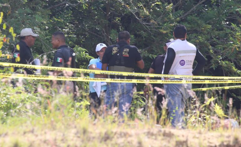 Colectivos de familias de personas desaparecidas llaman a autoridades a no suspender búsquedas en fosas clandestinas de El Veladero, Acapulco