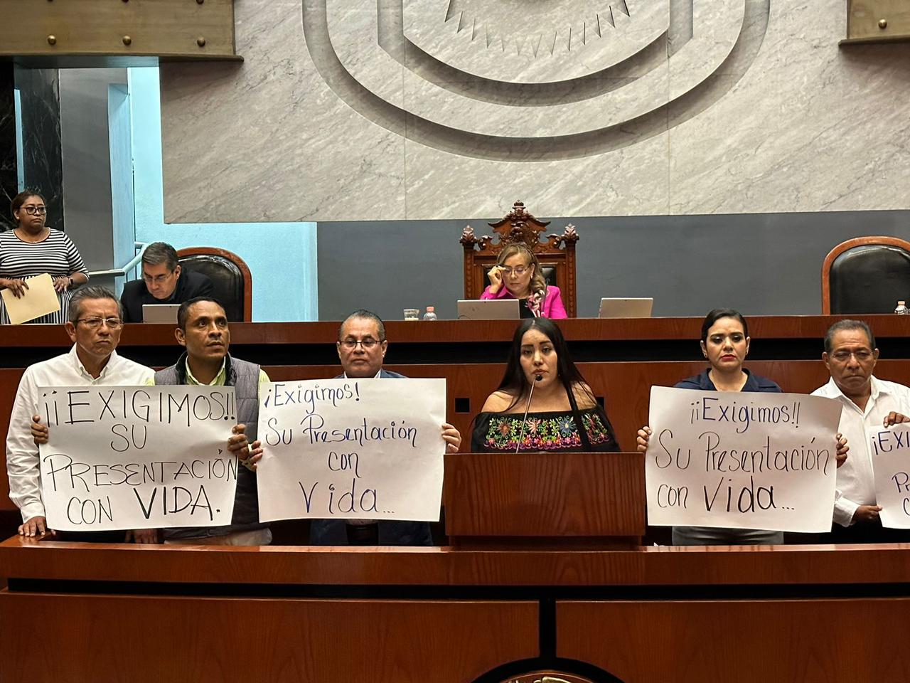 Grupo Parlamentario del PRD en el Congreso de Guerrero demanda la localización y presentación con vida de los 7 jóvenes desaparecidos