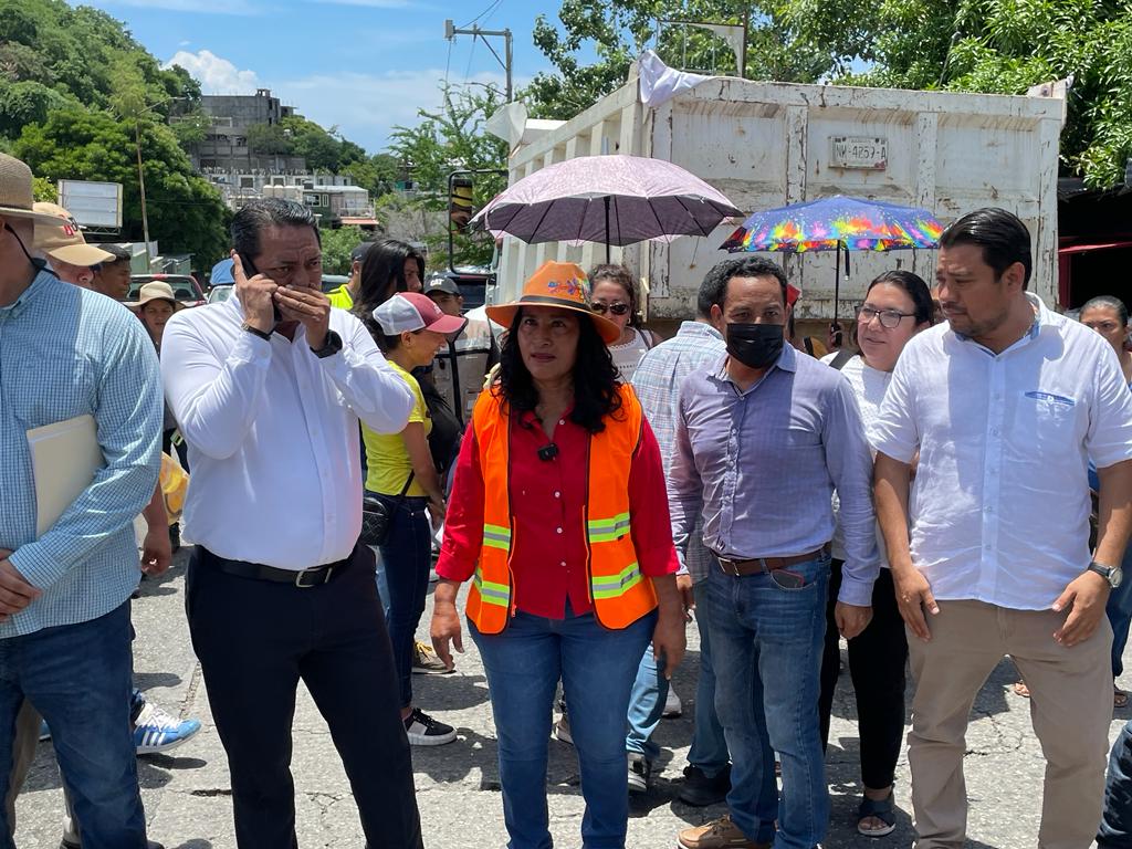 Drenaje y estacionamiento o no hay licencia para hospital ISSSTE: Abelina López