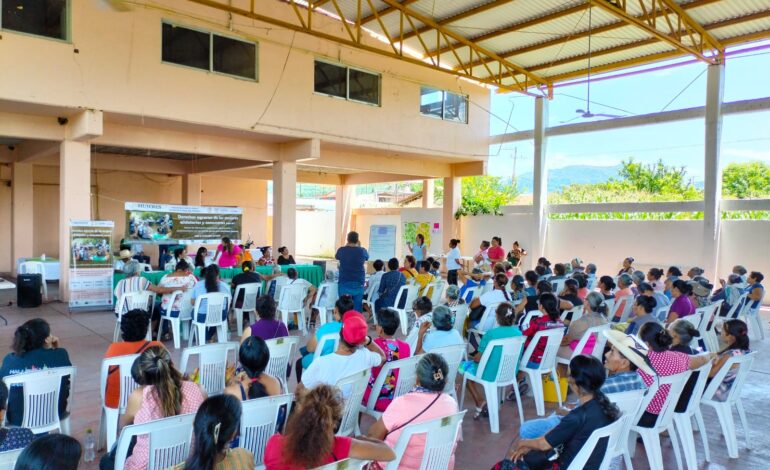 Concluyen Talleres Municipales en Derechos Agrarios de las Mujeres Ejidatarias y Comuneras en la Tierra Caliente: SEMUJER