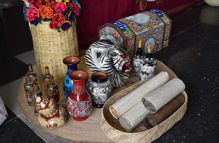 Premian a ganadores del Concurso Estatal de Artesanía Guerrerense Manos Creadoras 2023