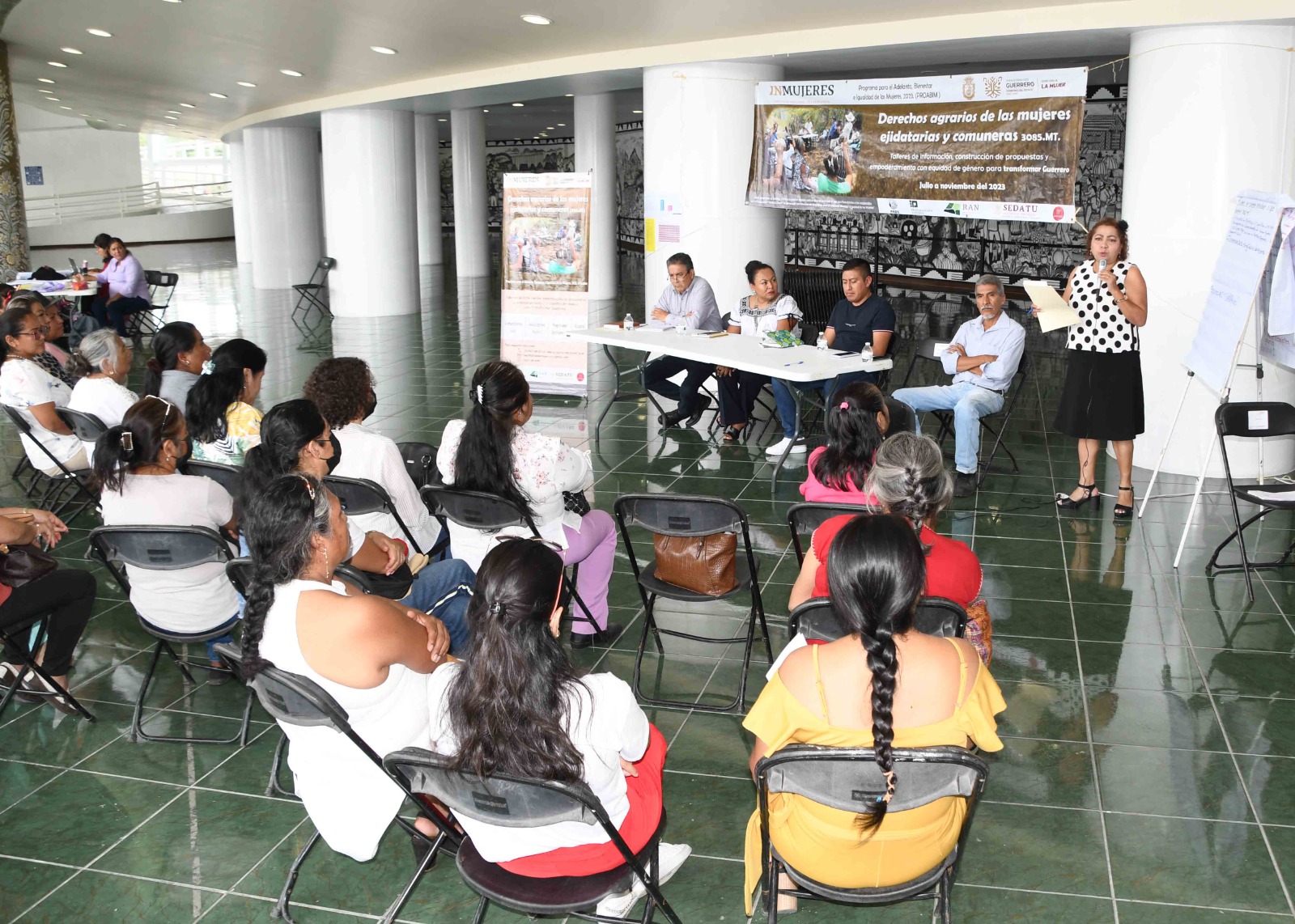 Realiza la SEMUJER dos talleres Regionales de los Derechos Agrarios de Mujeres en Chilpancingo y Técpan de Galeana