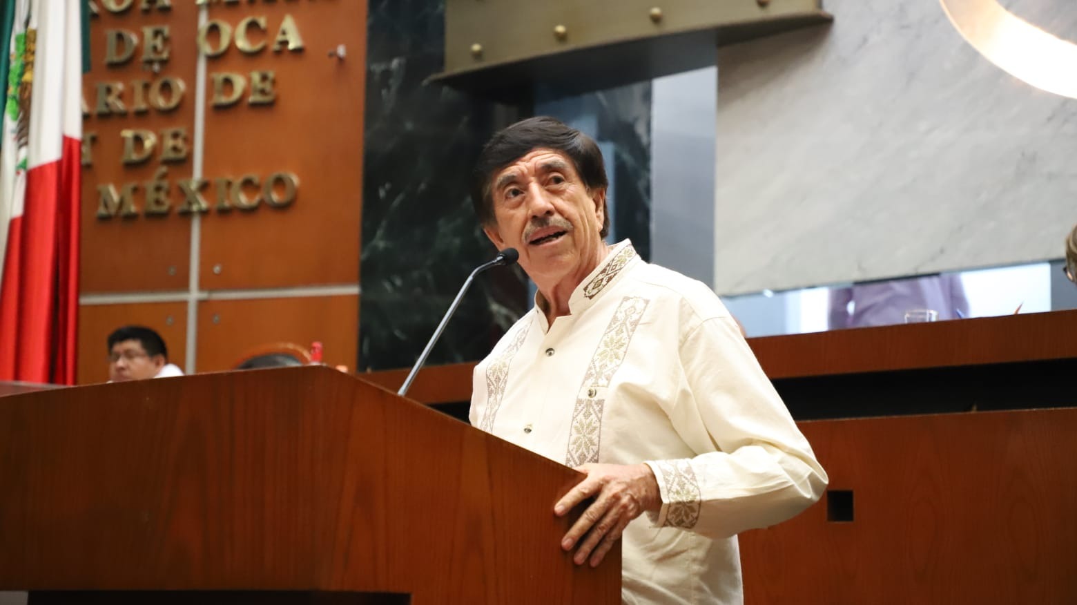 Excesiva las sanciones a los legisladores Jacinto González Varona y Alfredo Sánchez afirma Antonio Helguera