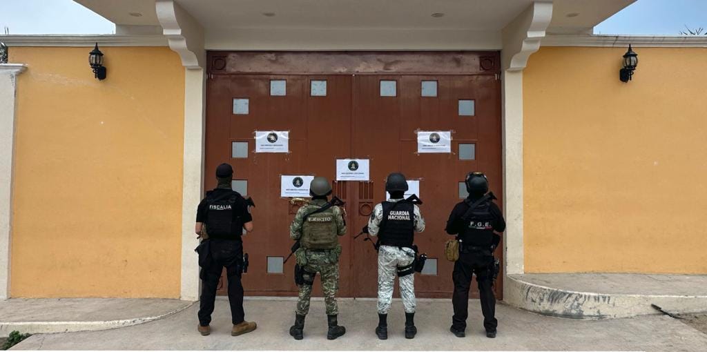 Aseguran inmueble y vehículos relacionados con hechos constitutivos de delito en la región Tierra Caliente de Guerrero