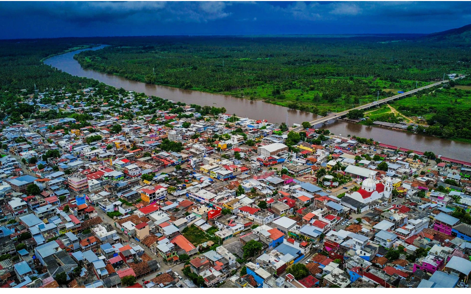 Se propagan «falsos» mensajes de amenazas en Coyuca de Benítez