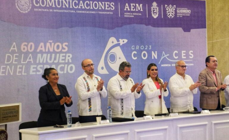 Asiste Abelina López Rodríguez al Cuarto Congreso Nacional de Actividades Espaciales