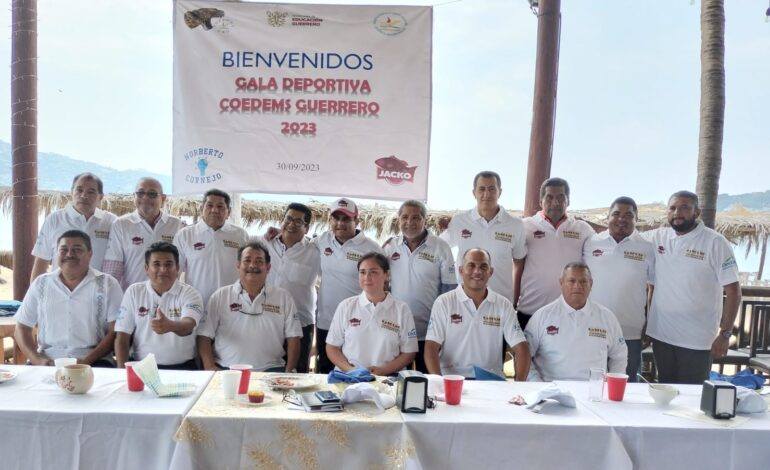 Otorgan reconocimiento a Jacko Badillo por su impulso al deporte