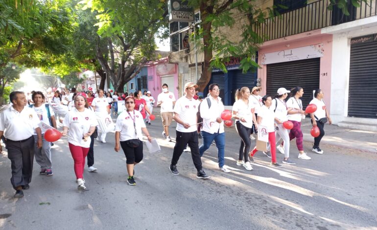 Entrega la Secretaría de Salud de Guerrero electrocardiógrafos a unidades médicas de la zona Norte