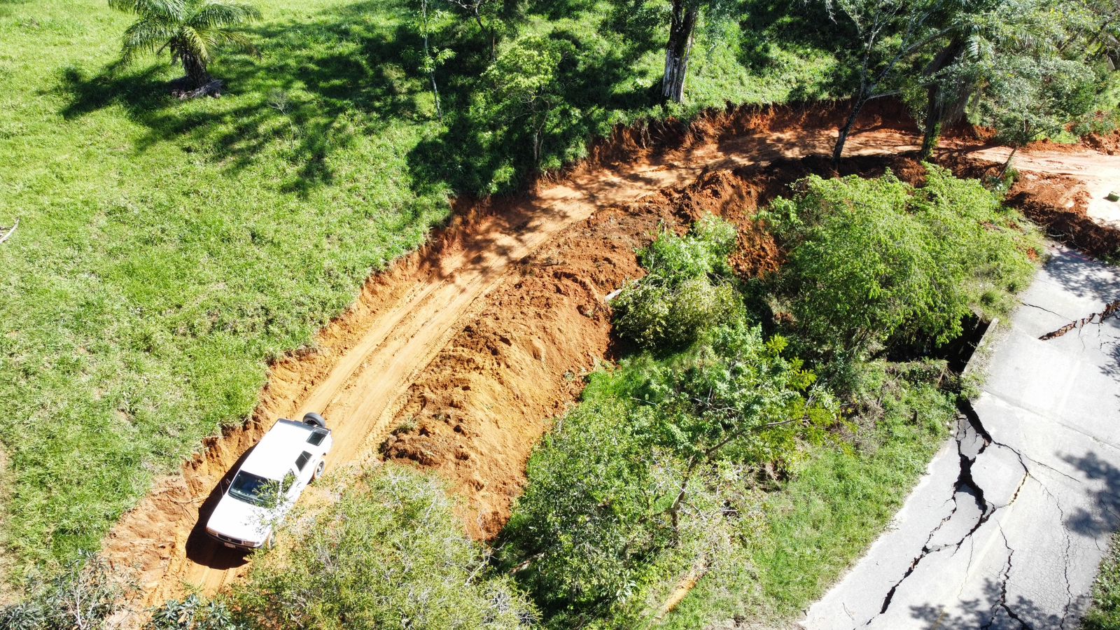 Continúa Cicaeg trabajando en zona afectada por Max