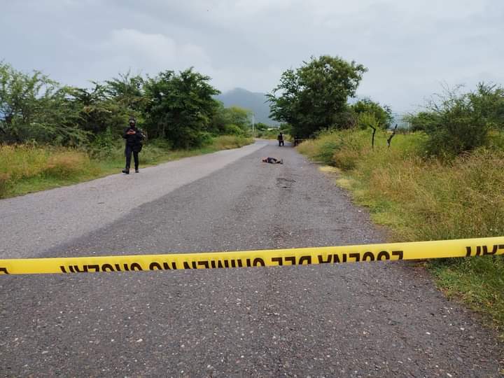 Dejan cadáver de un hombre en las inmediaciones del puente González y Platanillo, Iguala