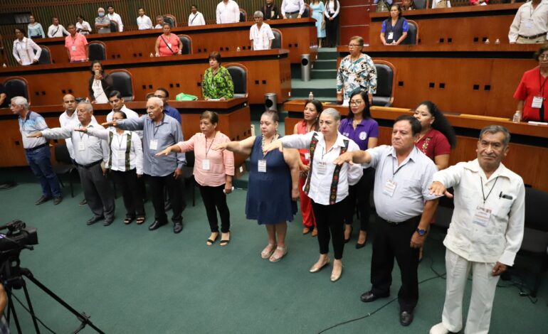 Efectiva protección de sus derechos y acceso a la justicia social, demandan en el Parlamento de las Personas Adultas Mayores
