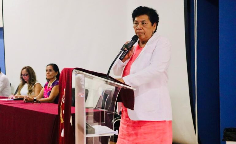 Capacitan la Secretaría de Salud y Derechos Humanos a más de mil 800 trabajadores de salud en materia de Derechos Humanos del Paciente