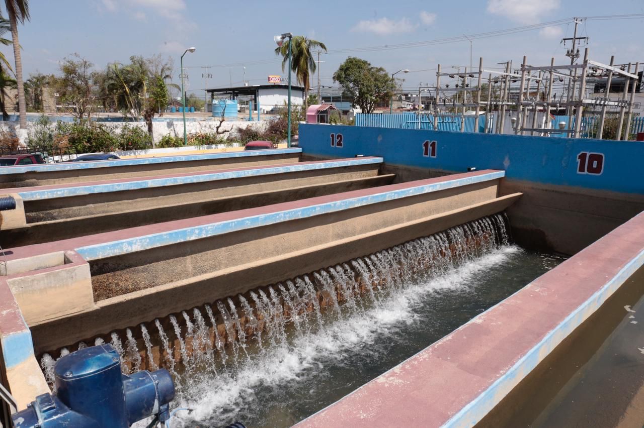 Abastece Gobierno de Abelina López Rodríguez con más de 80 millones de litros de agua a los acapulqueños
