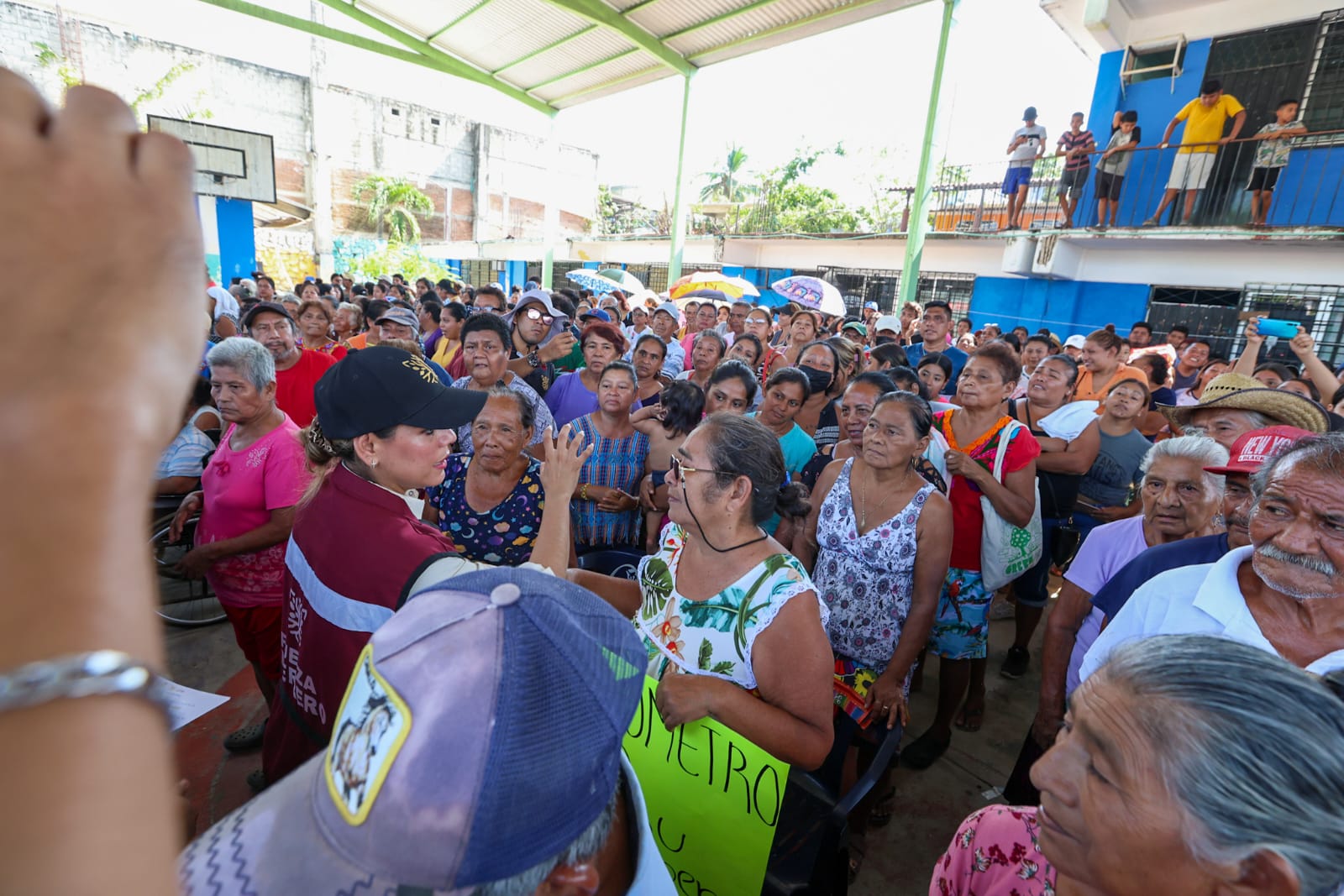 “Acapulco lo vamos a levantar entre todos, luchando de pie»: Evelyn Salgado