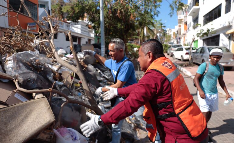Protección Civil de Guerrero pide extremar medidas de precaución con inmuebles afectados por el huracán “Otis”