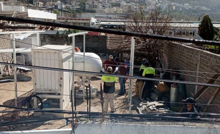 Clausura Gobierno de Abelina López Rodríguez gasera LP clandestina en Icacos