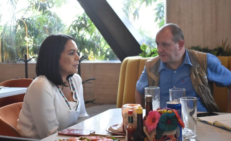 Solicita Beatriz Mojica a UNICEF acompañamiento de atención médica para niñas y niños de Acapulco