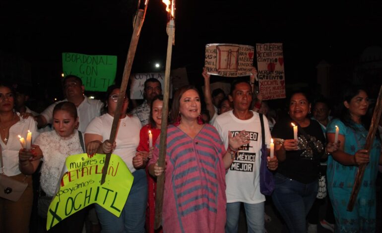 En Coyuca de Benítez, la carroñería política de Xóchitl Gálvez y políticos sin pudor del PRI y PAN; al PRD no lo invitaron