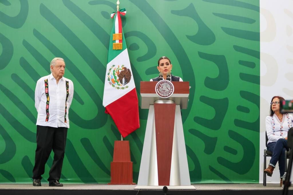 Encabezan AMLO y Evelyn Salgado informe de resultados en apoyo a familias damnificadas de Acapulco y Coyuca de Benítez