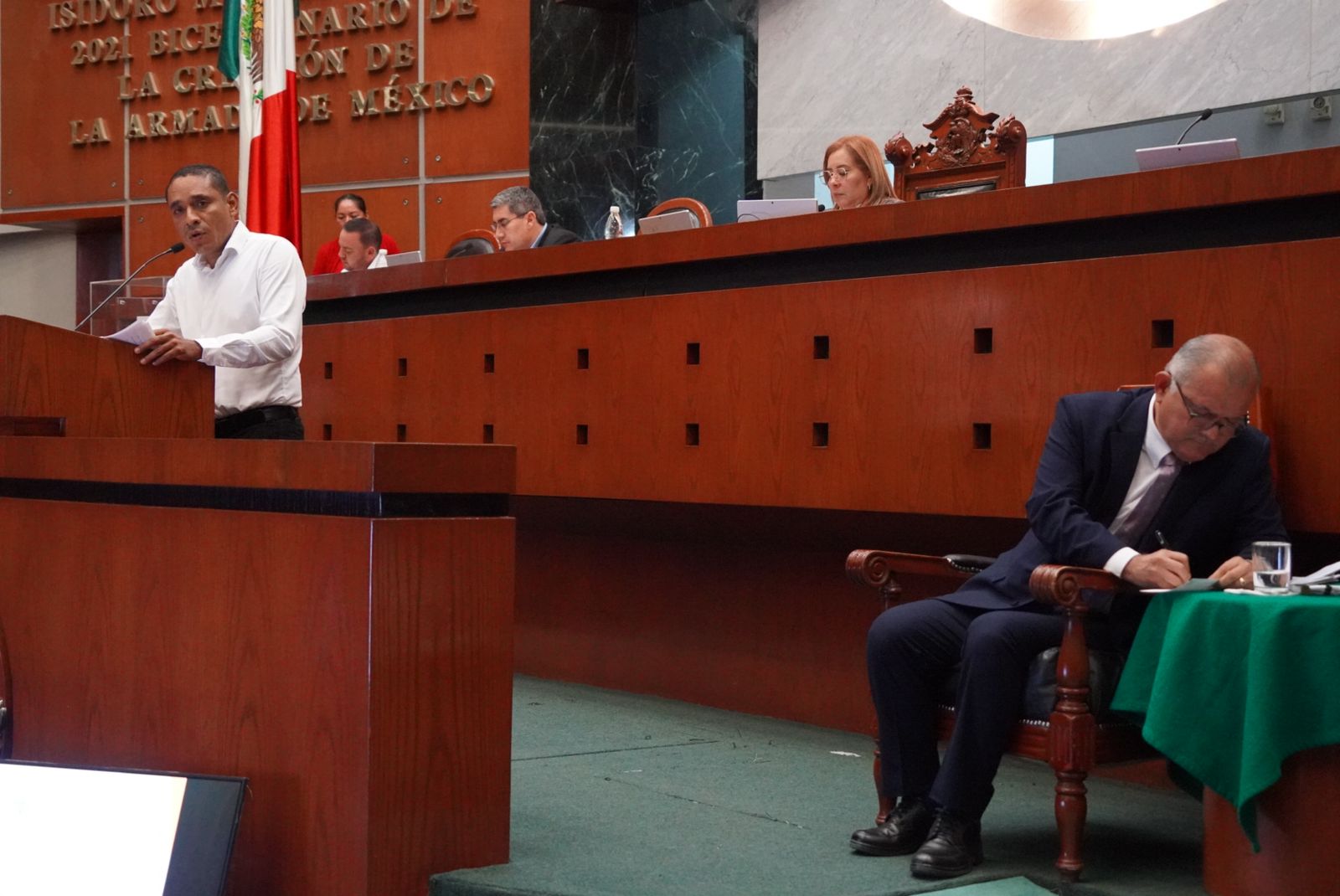¿Cómo puede el guerrerense de a pie, identificar los beneficios de los ahorras del gobierno?, cuestiona el diputado Ociel García