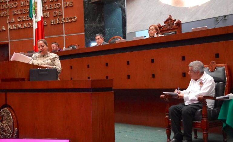 Critican diputados perredistas a Marcial Rodríguez por no presentar cifras reales de su trabajo en la SEG