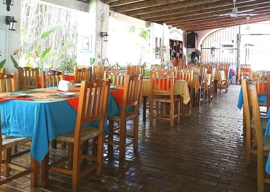 Informa Gobierno de Abelina López Rodríguez que hoteles y restaurantes de Acapulco retoman sus actividades