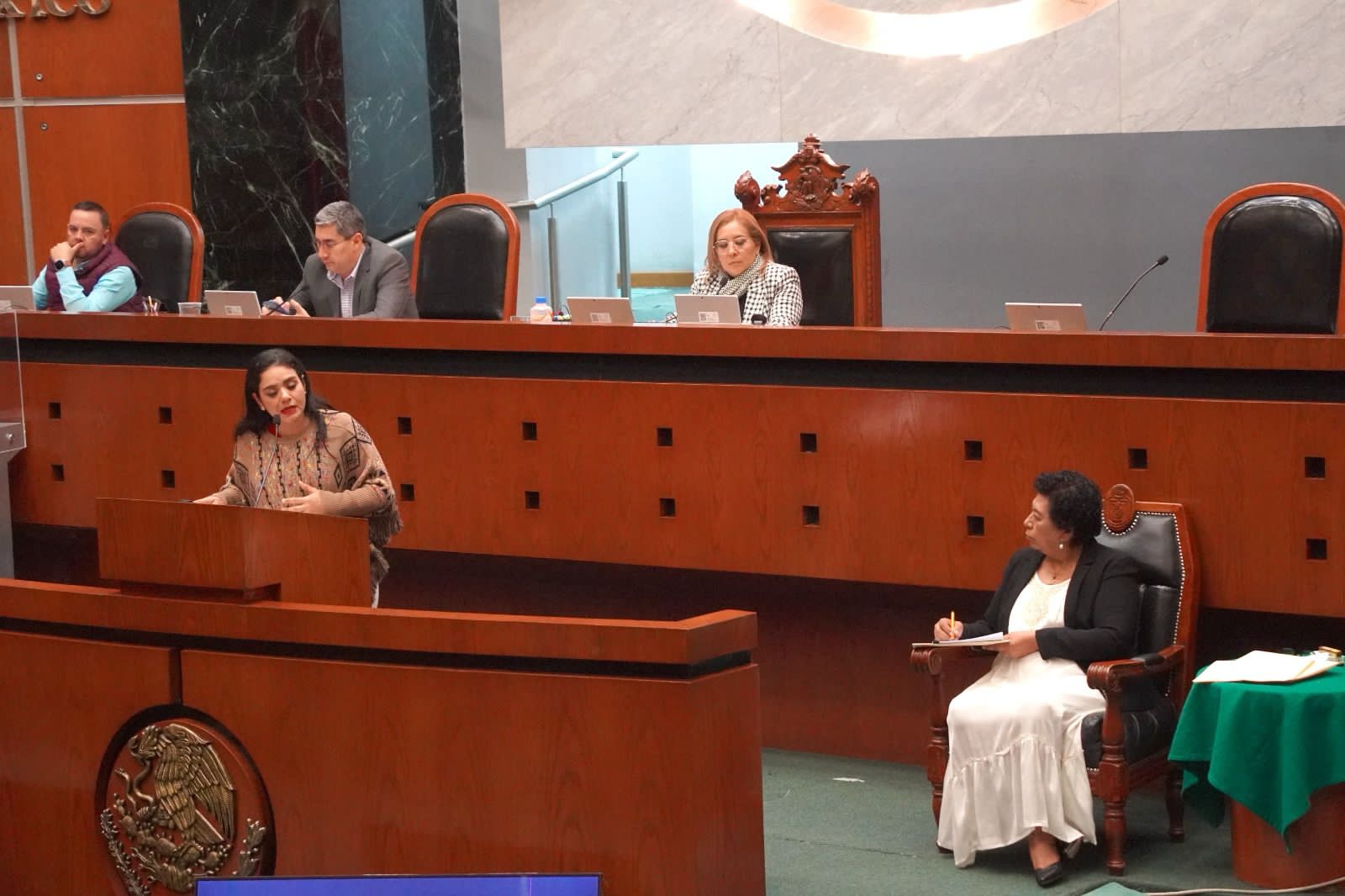 Qué acciones realiza Salud estatal para tener un sistema de salud como el de Dinamarca, cuestiona Yanelly Hernández