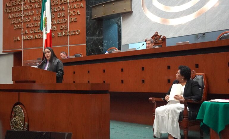 Salud estatal no combate con eficiencia el dengue, critica la diputada Jennyfer García durante la comparecencia de Ibarez