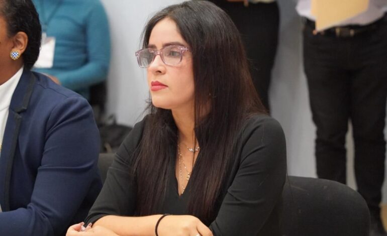 Califica Yoloczin Domínguez como un ejercicio exitoso las comparecencias del gabinete estatal