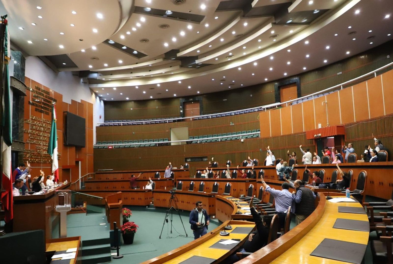 Aprueba Congreso del Estado, creación de tres Universidades en Guerrero