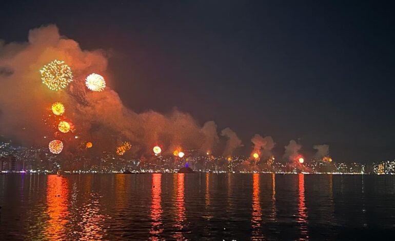 Desea Abelina López Rodríguez un próspero Año Nuevo 2024 a los acapulqueños y turistas