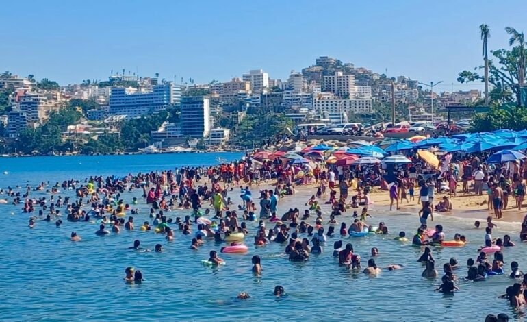 ¡Acapulco está de pie y más fuerte que nunca!: Evelyn Salgado