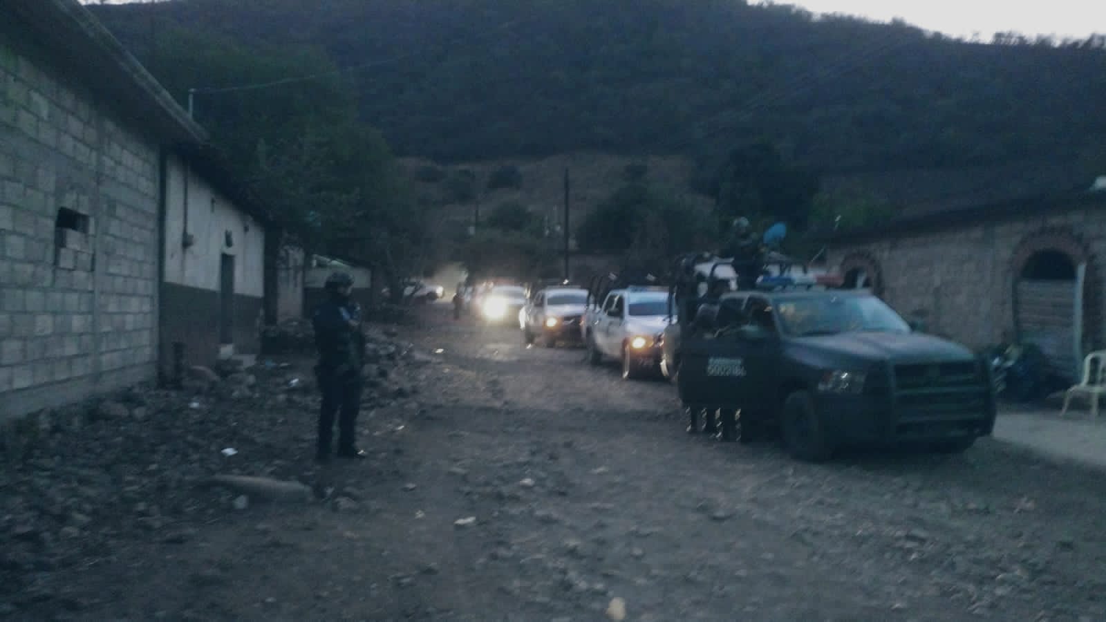 Instancias de seguridad indagan presunto enfrentamiento entre grupos antagónicos del crimen en Heliodoro Castillo, Guerrero