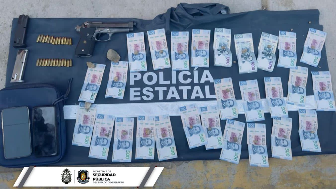 Con la posesión de 15 mil pesos en billetes de mil y 500 pesos, así como un arma corta, detienen a un joven en Acapulco