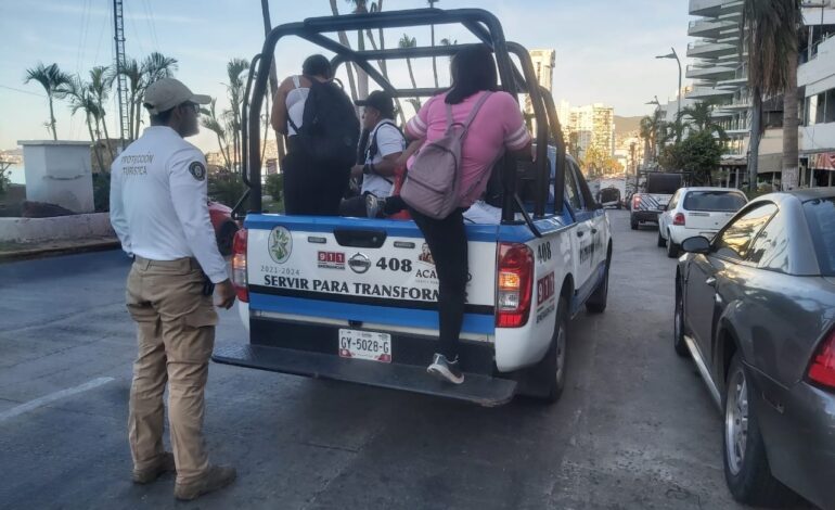 Gobierno de Acapulco brinda apoyo en el traslado de la población