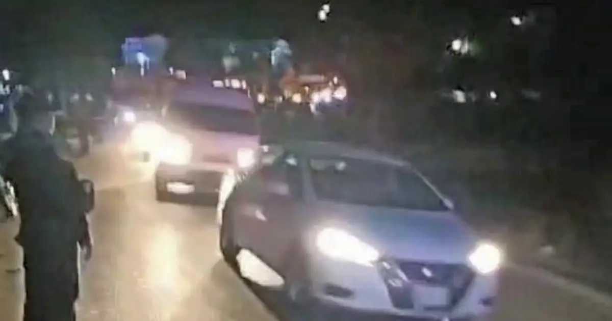 Se levanta bloqueo en la carretera federal Acapulco -Zihuatanejo, resultado del diálogo de funcionarios estatales