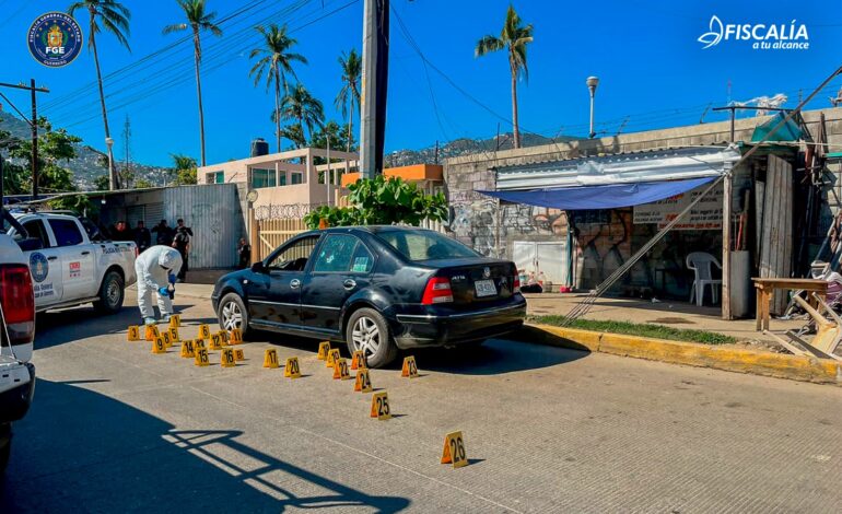 Aclara Fiscalía que ataque armado fue a automovilista y no a un sitio de taxis en el bulevar Vicente Guerrero de Acapulco