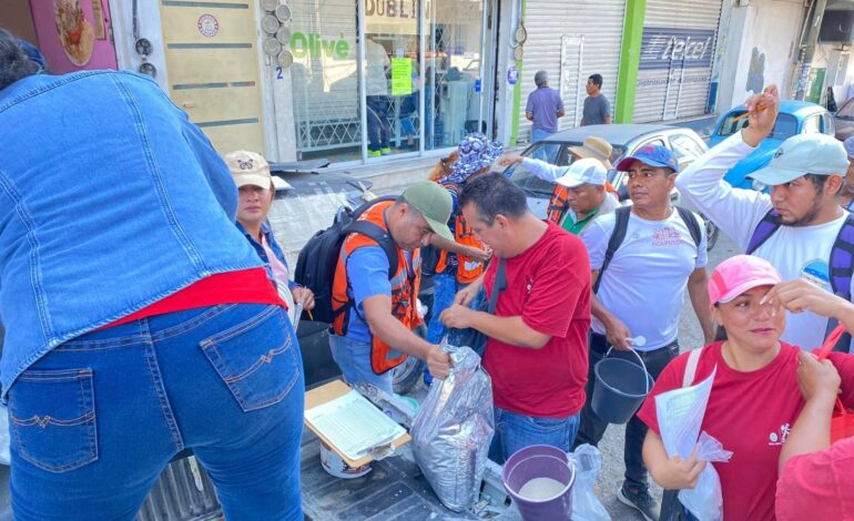 Intensifica Gobierno de Acapulco jornada de fumigación y entrega de abate en colonias de la ciudad