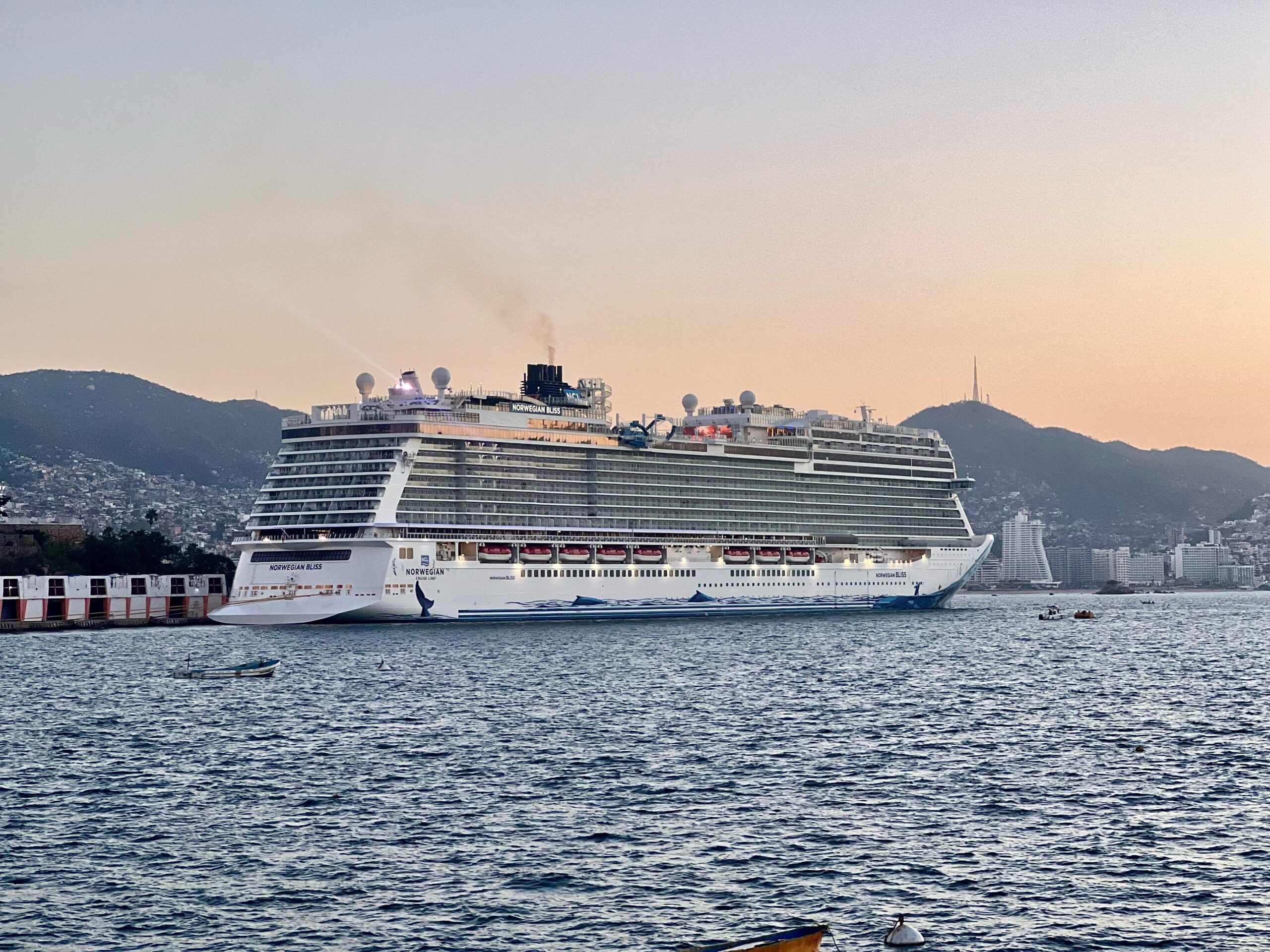 Recibe Acapulco al crucero Norwegian Bliss