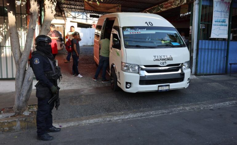 Sitios de Urvans y taxis foráneos anuncian reanudación del servicio de transporte este miércoles en Chilpancingo