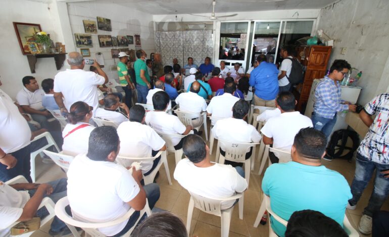 Transportistas apoyan a Yoloczin y rechazan la reelección en Acapulco