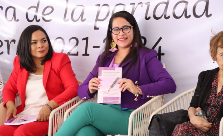 Presentan en el Congreso el libro Mujeres haciendo historia: legislatura de paridad en Guerrero 2021-2024